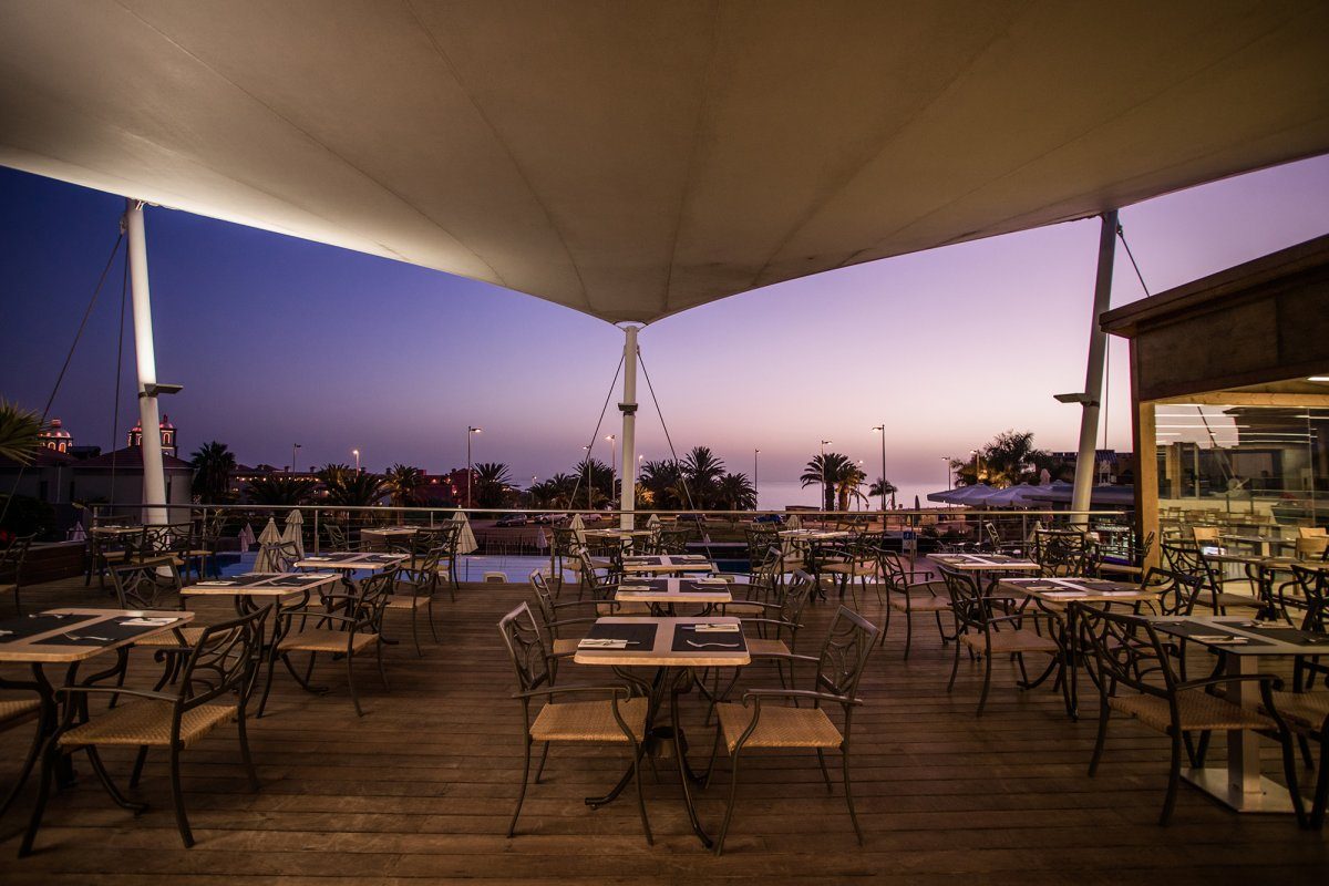 22 CBM-restaurant-exterior